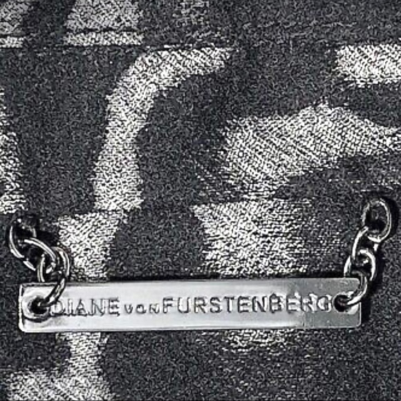 Authentic DVF Diane Von Furstenberg Leopard Print Moto, Wool/Leather Jacket, 6. - Picture 6 of 11